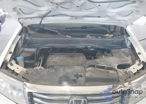 2015 Honda Pilot Touring из США, поврежденный, VIN 5FNYF4H95FB001974